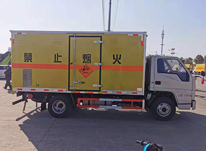 寿宁爆破器材运输车技术升级与安全合规新趋势